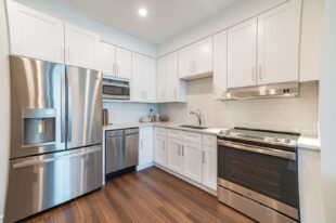 The 501 - Junior 1BR - Kitchen