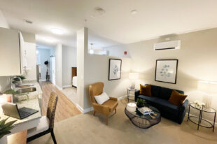 Village Crossing - Monocacy Terrace - Living Room