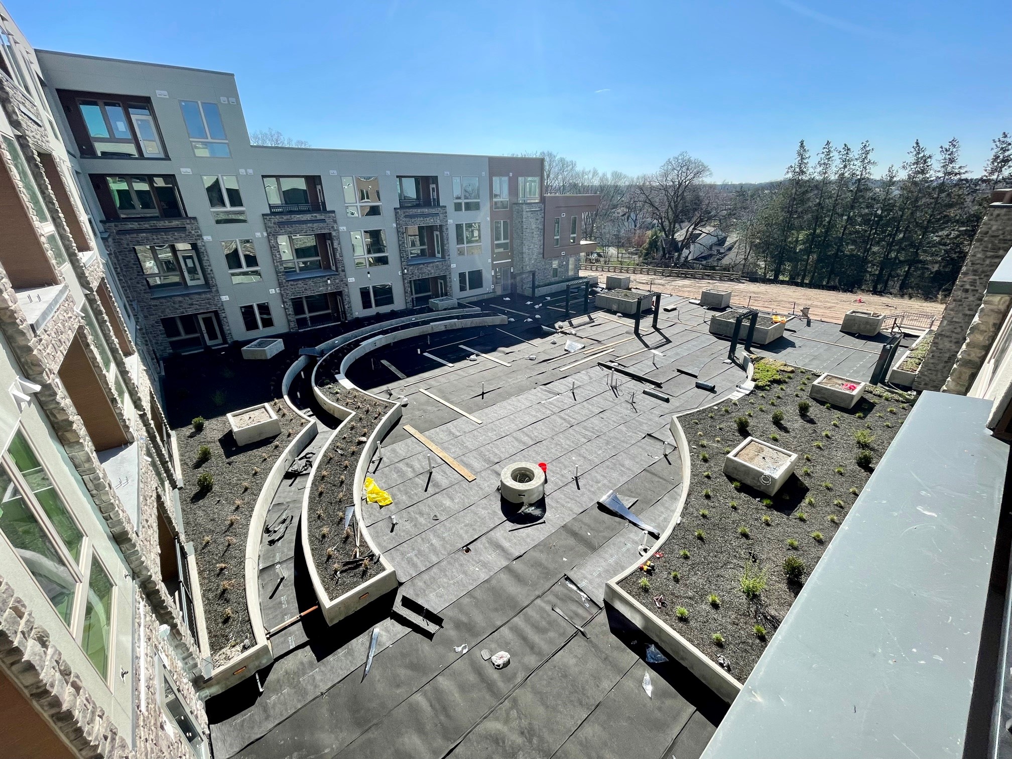 The 501 at Mattison Estate - April 2022 Construction - Courtyard
