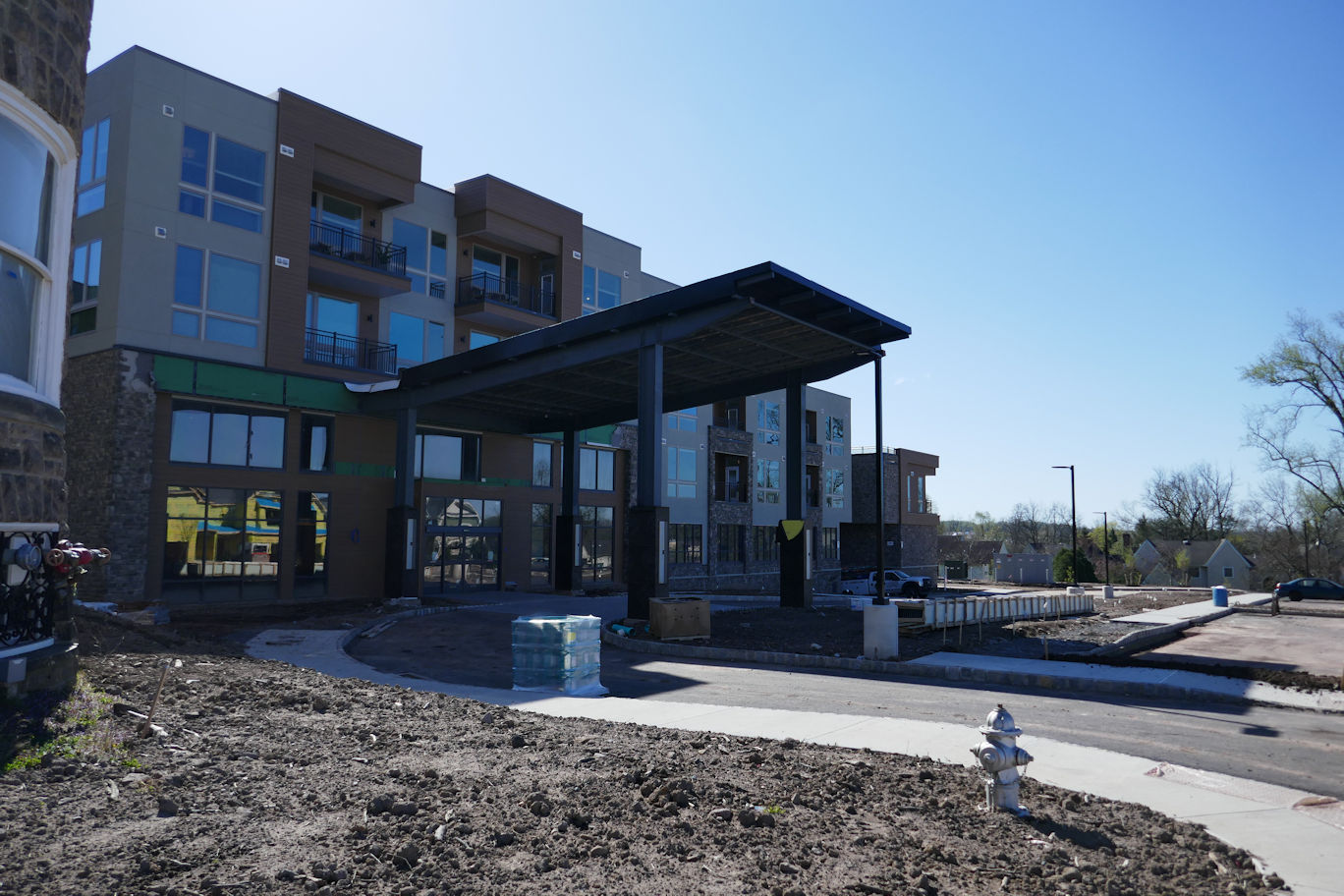 The 501 at Mattison Estate - April 2022 Construction - Entrance